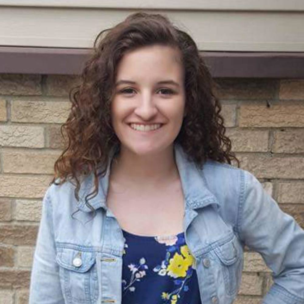 Meet your Posher, Hannah